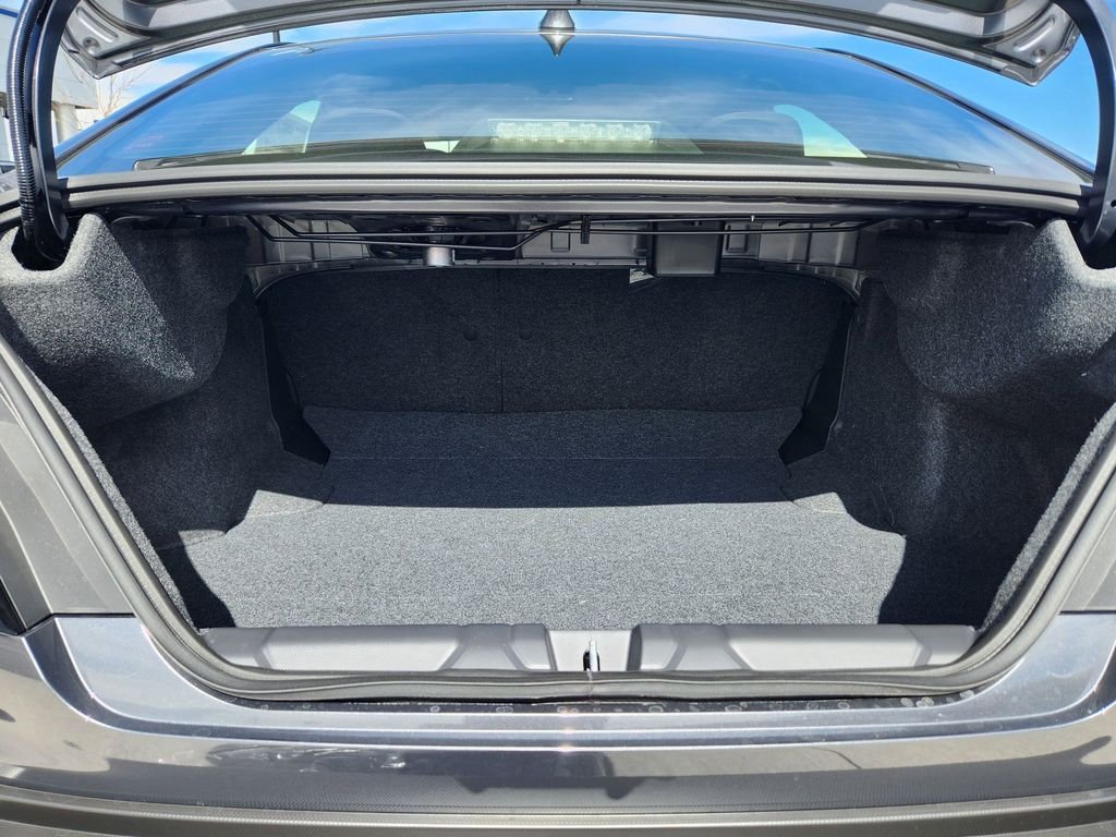 New 2026 Magnetite Gray Metallic Subaru Premium image 22