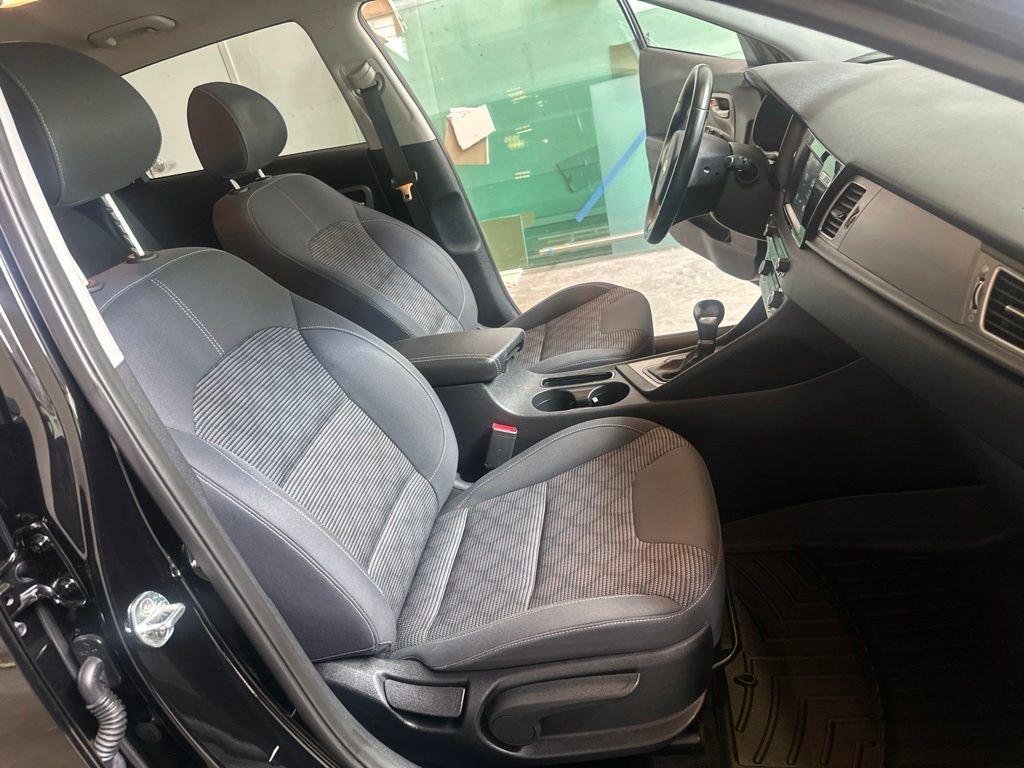 Used 2019 Black Kia LX image 34