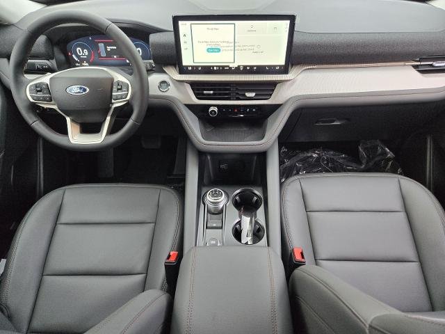 New 2026 Star White Metallic Tri-Coat Ford Active image 38