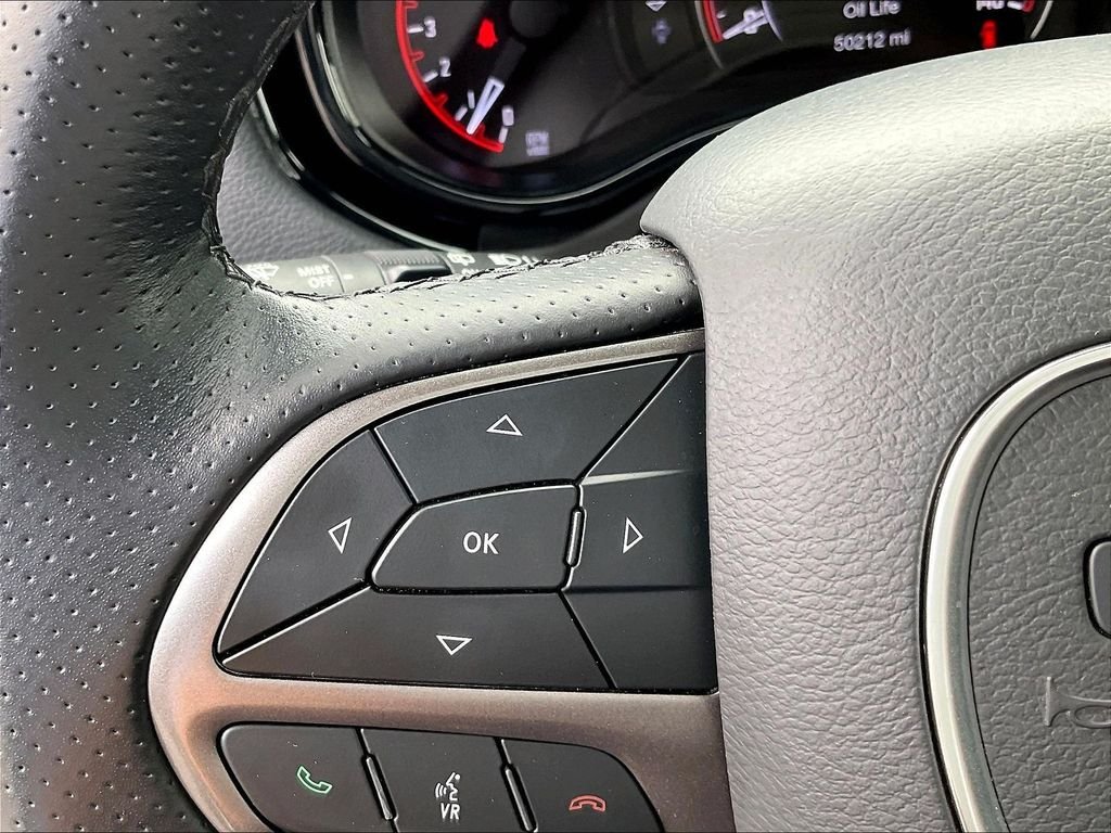 Used 2023 DB Black Crystal Clearcoat Dodge SXT image 22