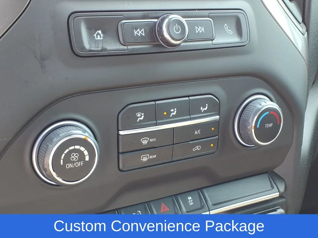 Used 2025 White Chevrolet Custom image 8