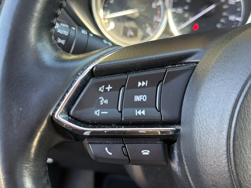 Used 2017 White Mazda Grand Touring image 12