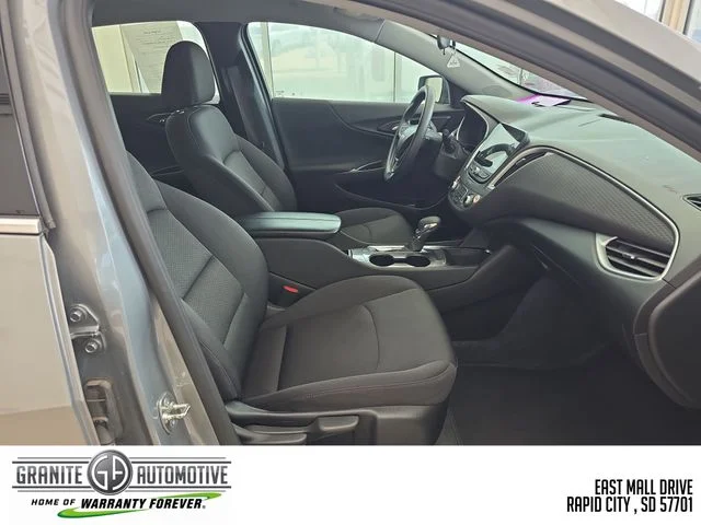 Used 2025 Gray Chevrolet LT image 35