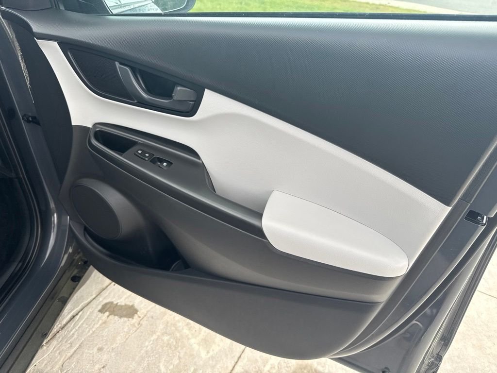 2023 Hyundai Kona SEL - Photo 30