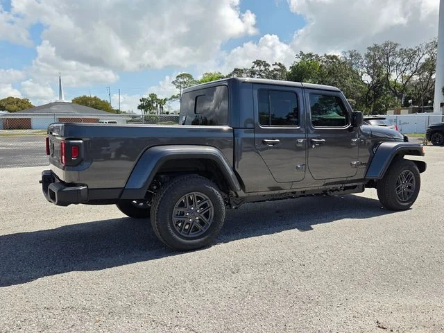 New 2026 Granite Crystal Metallic Clearcoat Jeep Sport S image 8