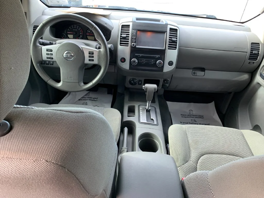Used 2019 Blue Nissan SV image 16