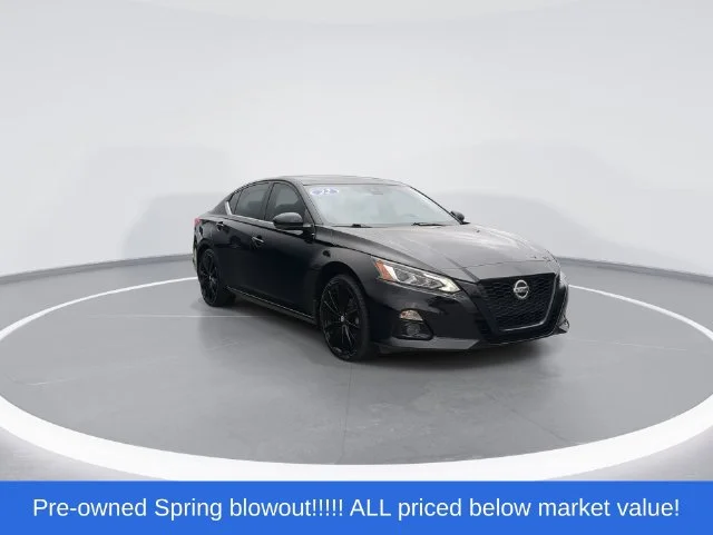 Used 2022 Black Nissan 2.5 SR image 2