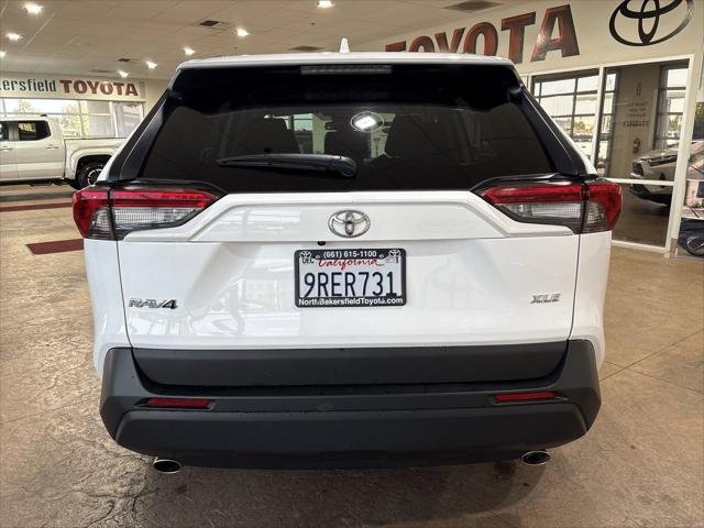 Certified Used 2025 ICE CAP Toyota  image 9