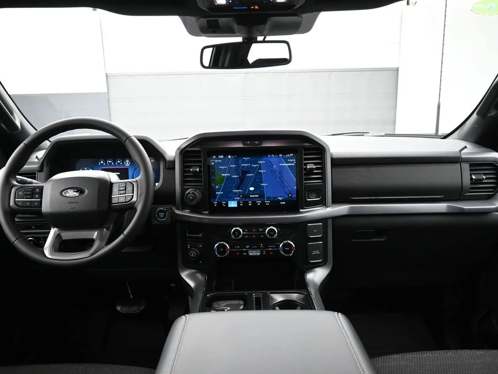 New 2026 Agate Black Metallic Ford XLT image 24