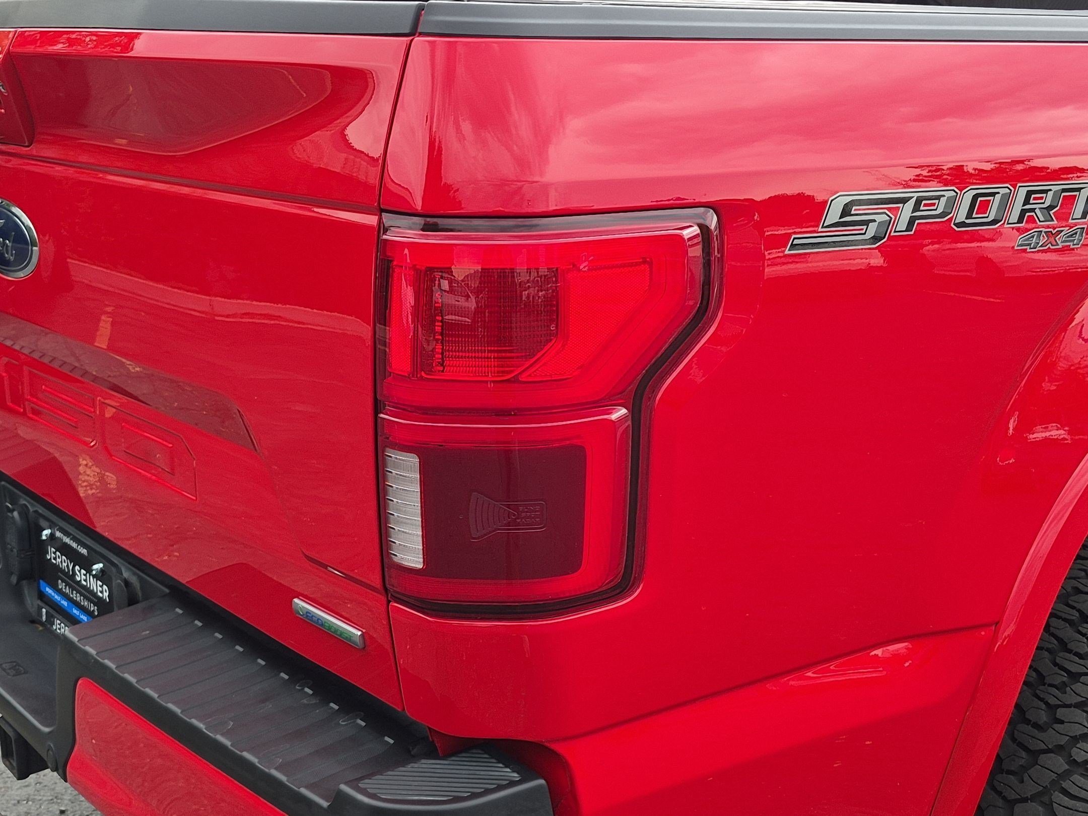 Used 2019 Red Ford LARIAT image 11