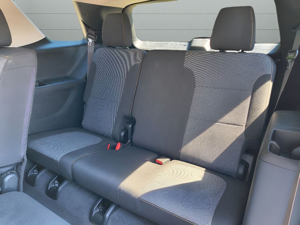 Used 2020 Summit White Chevrolet LS image 30