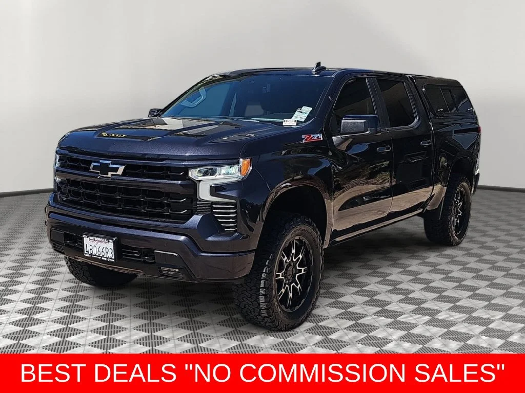 Used 2022 Gray Chevrolet RST image 7
