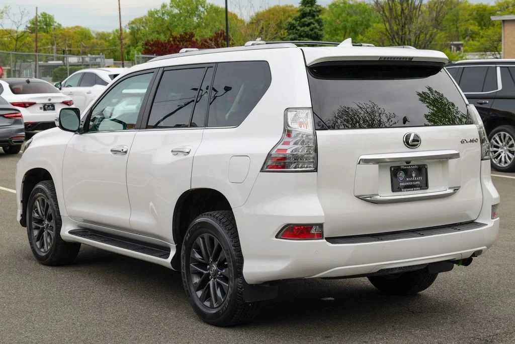 Used 2023 White Pearl Lexus 460 image 5