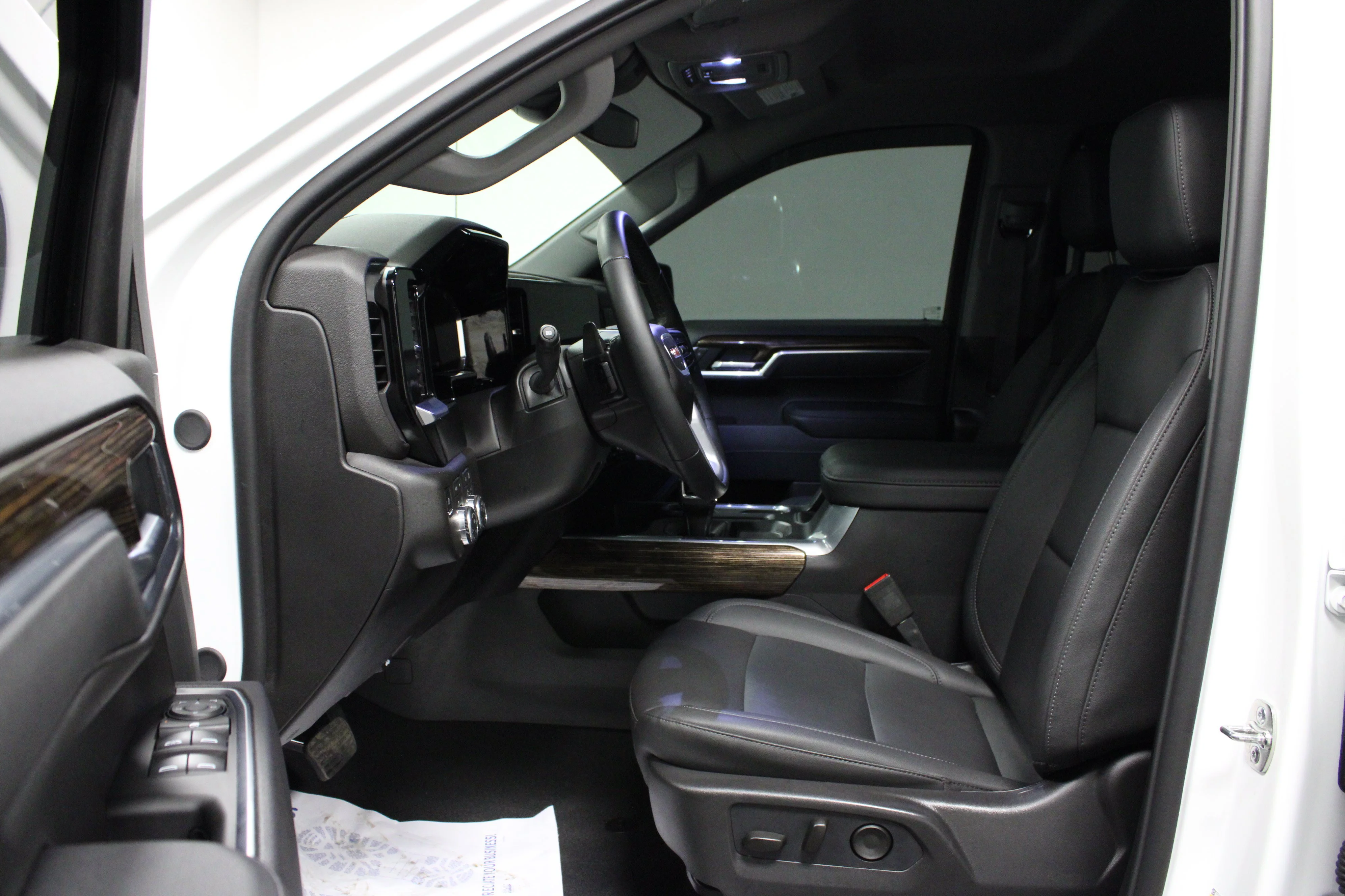 Used 2026 Summit White GMC Elevation image 12