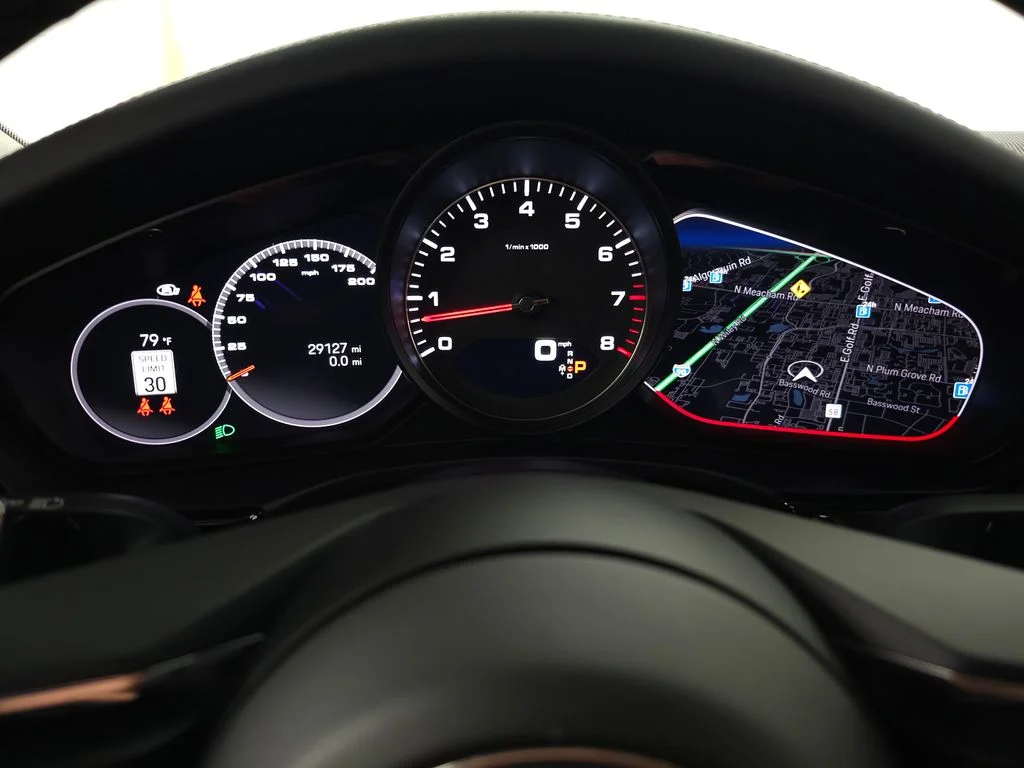 Used 2022  Porsche 4S image 22