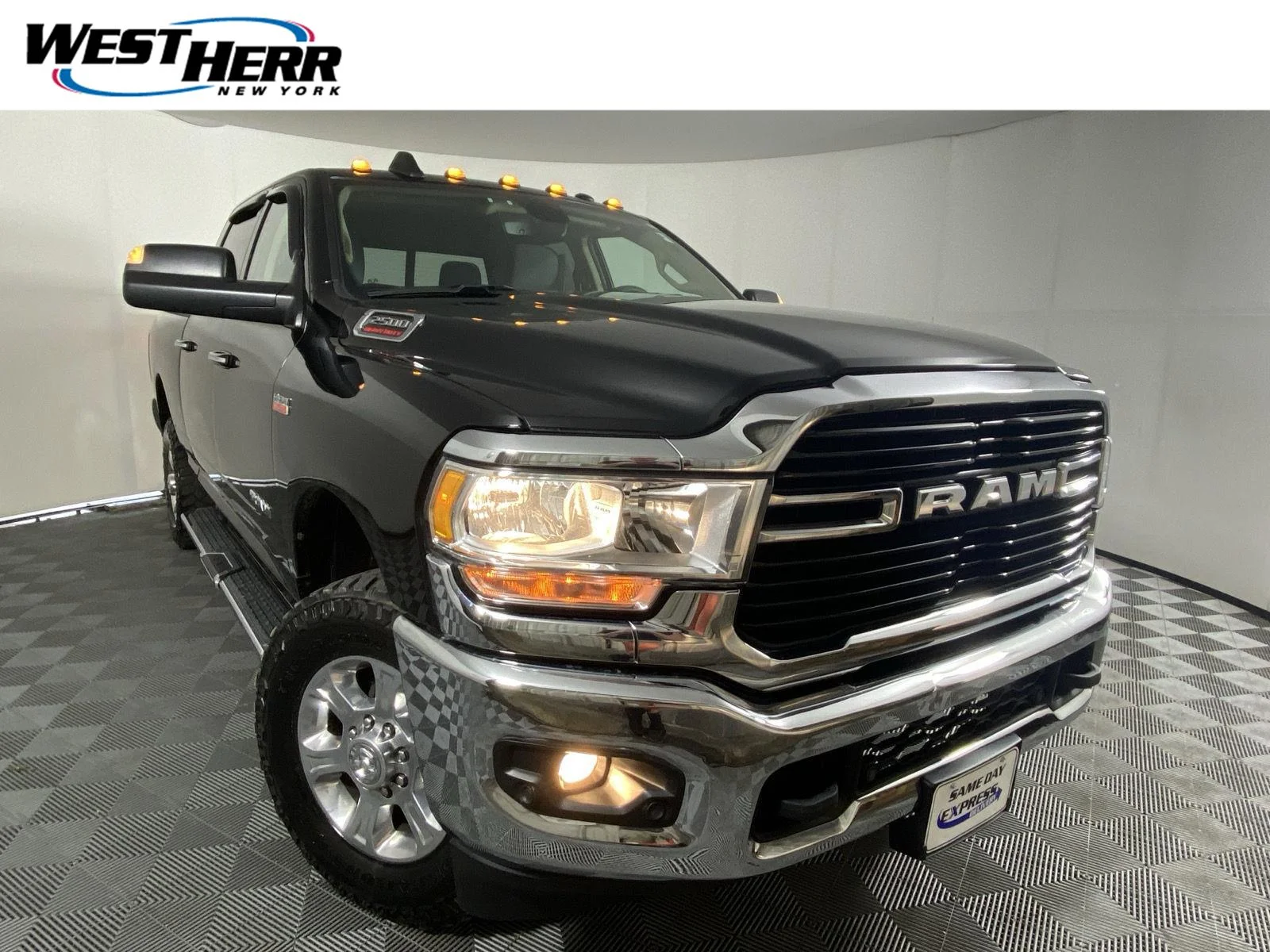 Used 2019 Diamond Black Crystal Pearlcoat Ram Big Horn image 1