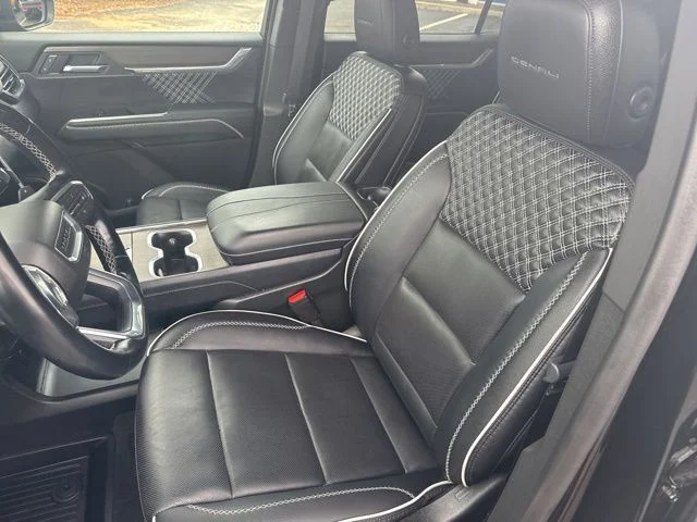Used 2025 Black GMC Denali image 24