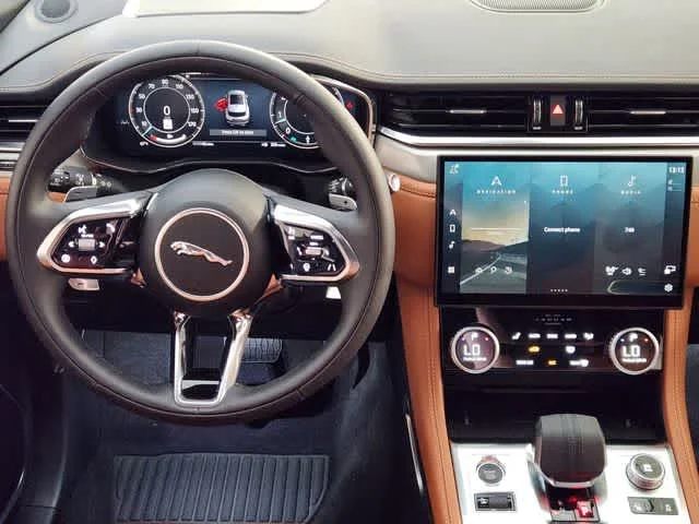 2026 Jaguar F-Pace R-Dynamic S - Photo 42