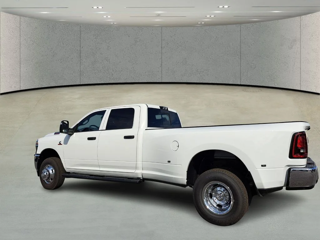 New 2026 Bright White Clear-Coat Exterior Paint RAM Tradesman image 7