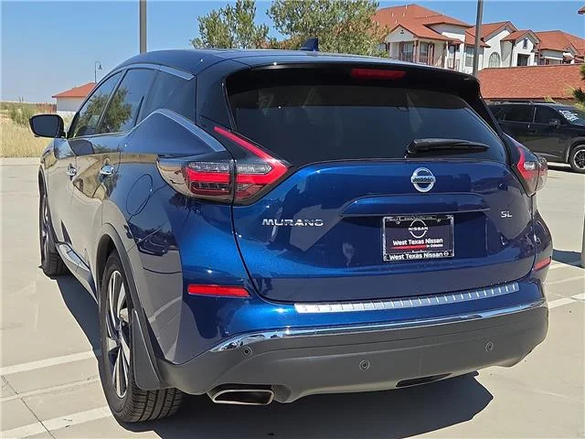Used 2022 Deep Blue Pearl Nissan SL image 2