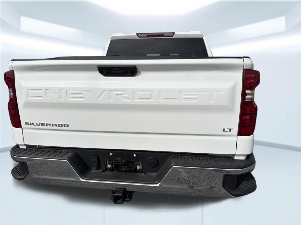 Used 2026 Summit White Chevrolet LT image 14