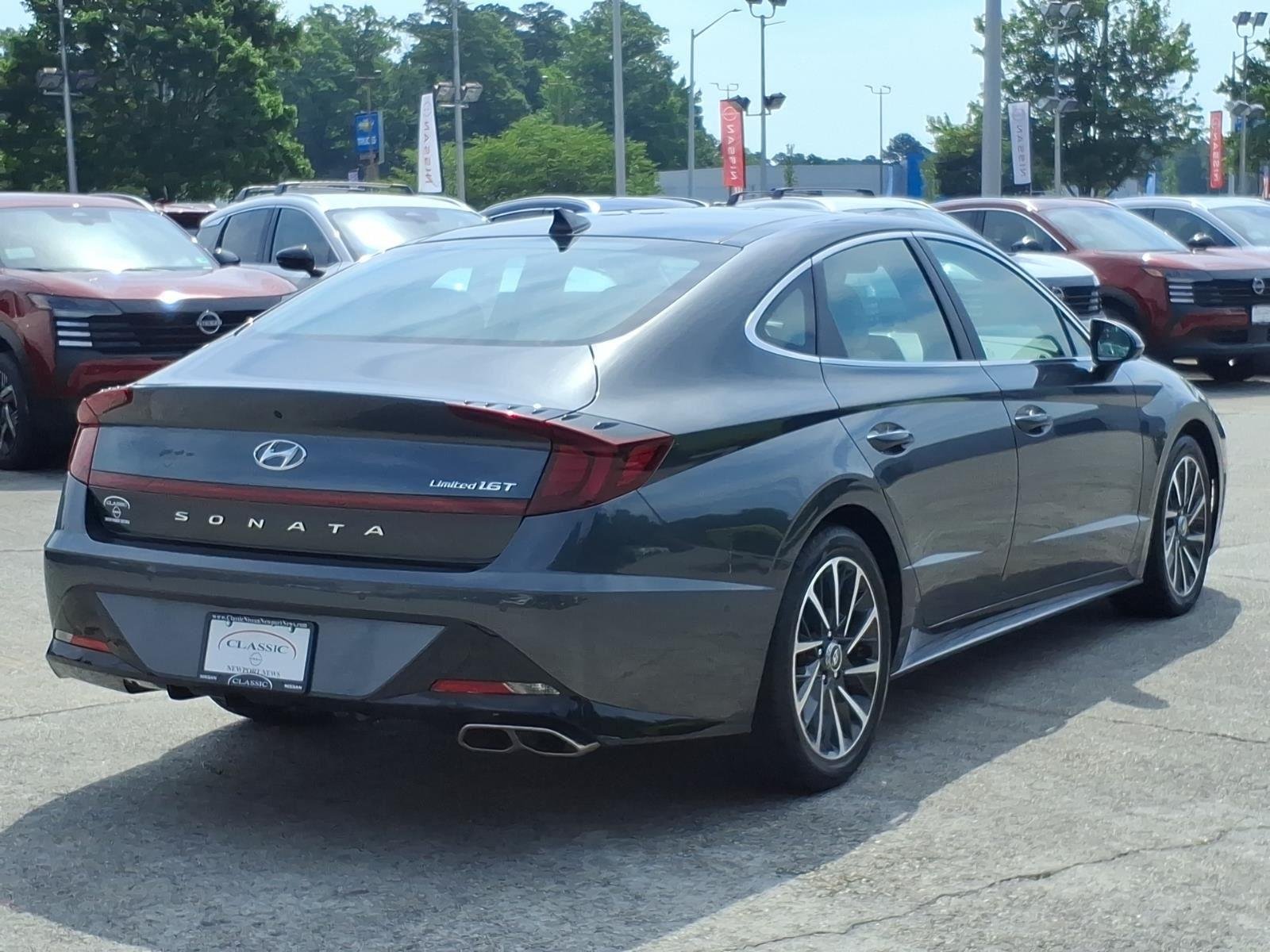 Used 2022 Portofino Gray Hyundai Limited image 7
