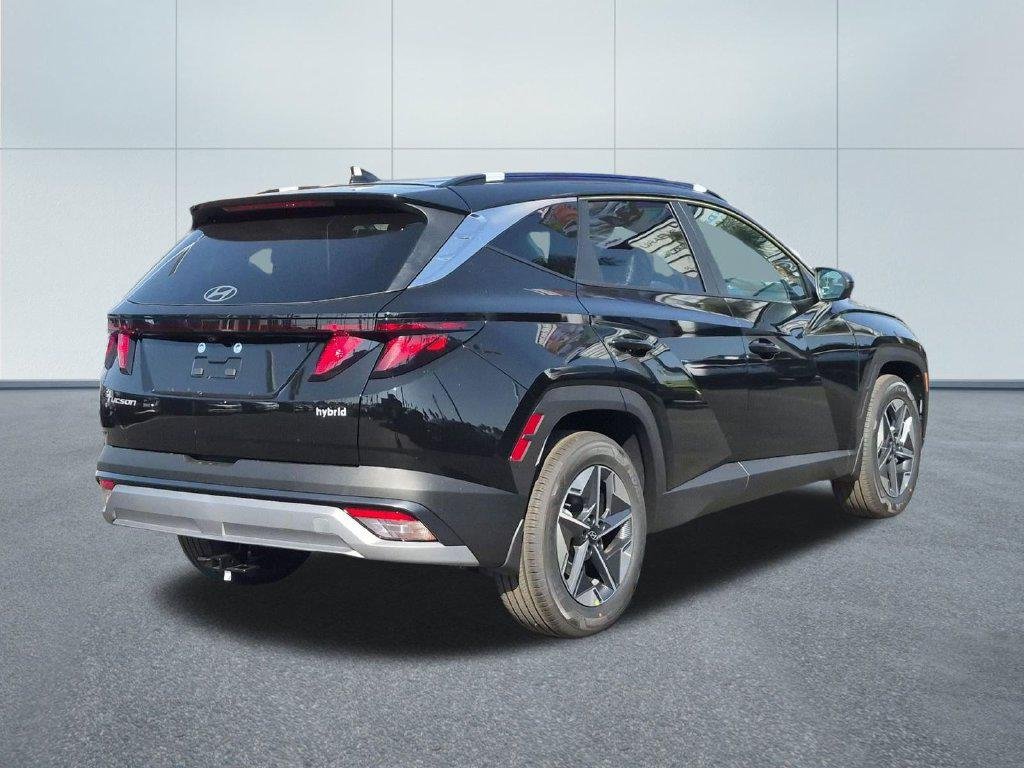 New 2026 Gray Hyundai SEL FWD image 6