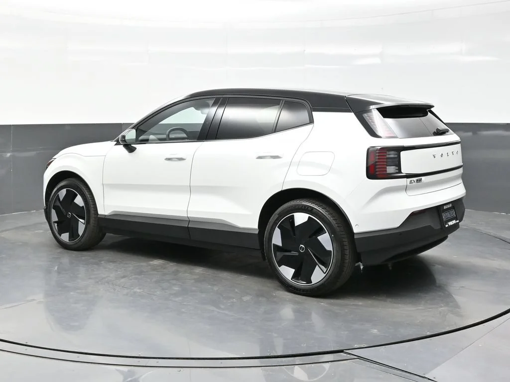 New 2026 White Volvo Twin Motor Performance Ultra image 4