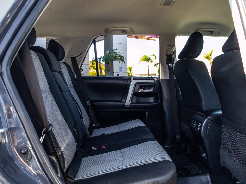 Certified Used 2024  Toyota SR5 image 18
