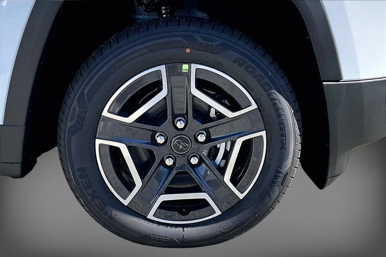 New 2026 Bright White Clearcoat Jeep Laredo image 30