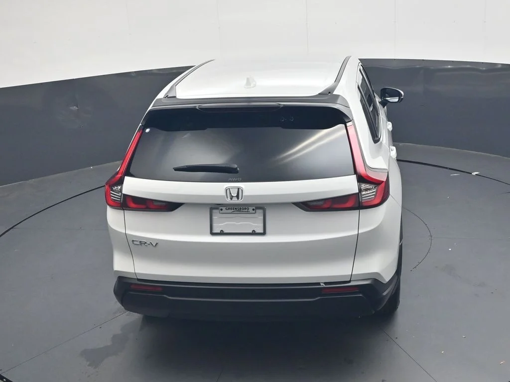 New 2026 Platinum White Pearl Honda LX image 32