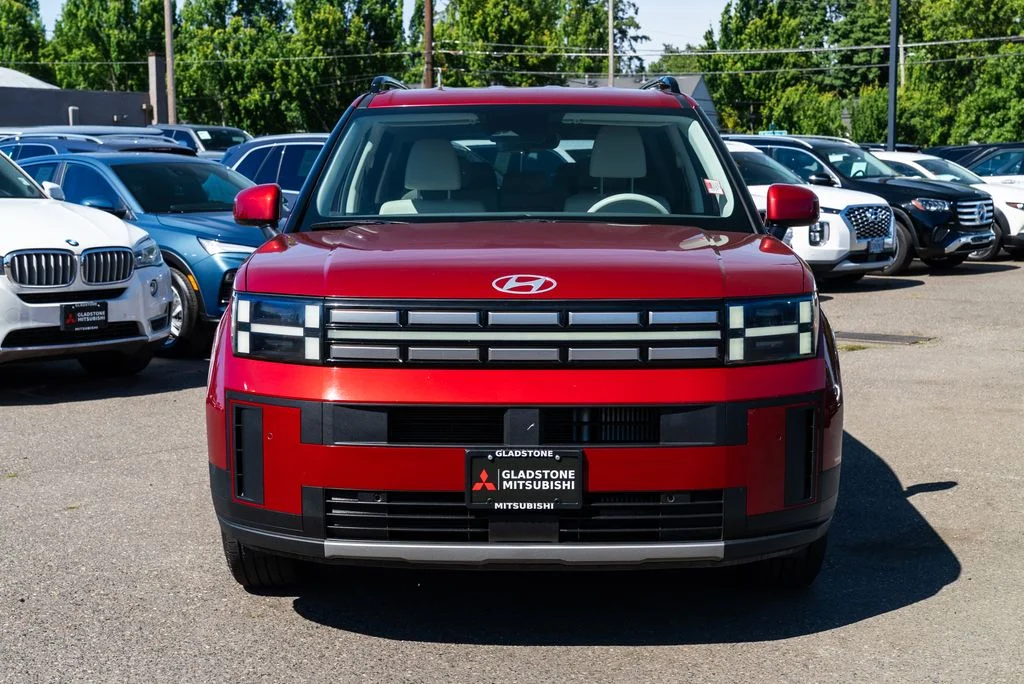 Used 2024 Red Hyundai SEL image 2