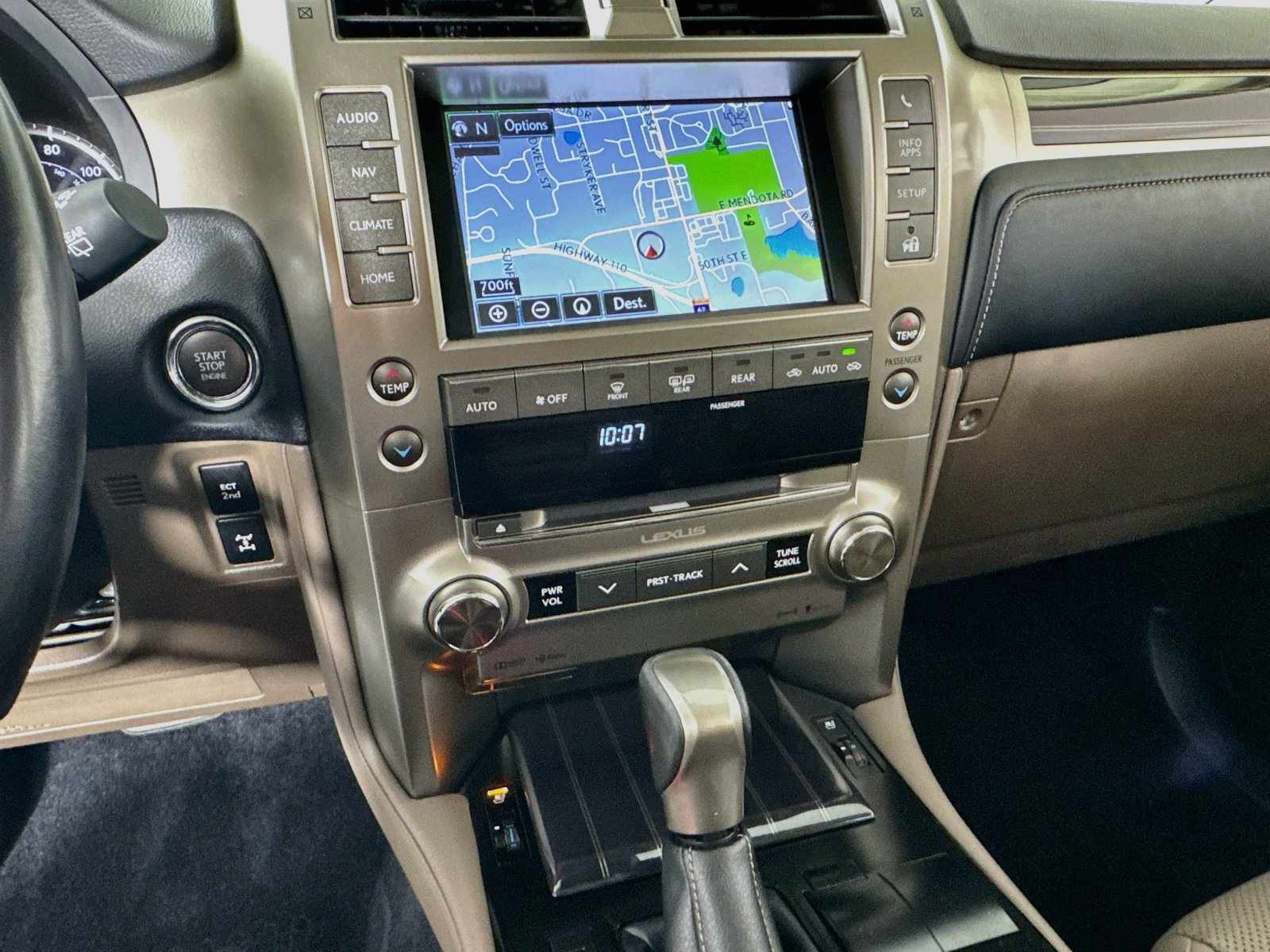 Used 2021 Gray Pearl Lexus 460 image 16