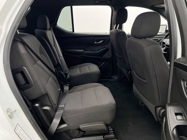 Used 2023 SUMMIT WHITE Chevrolet LT Cloth image 17