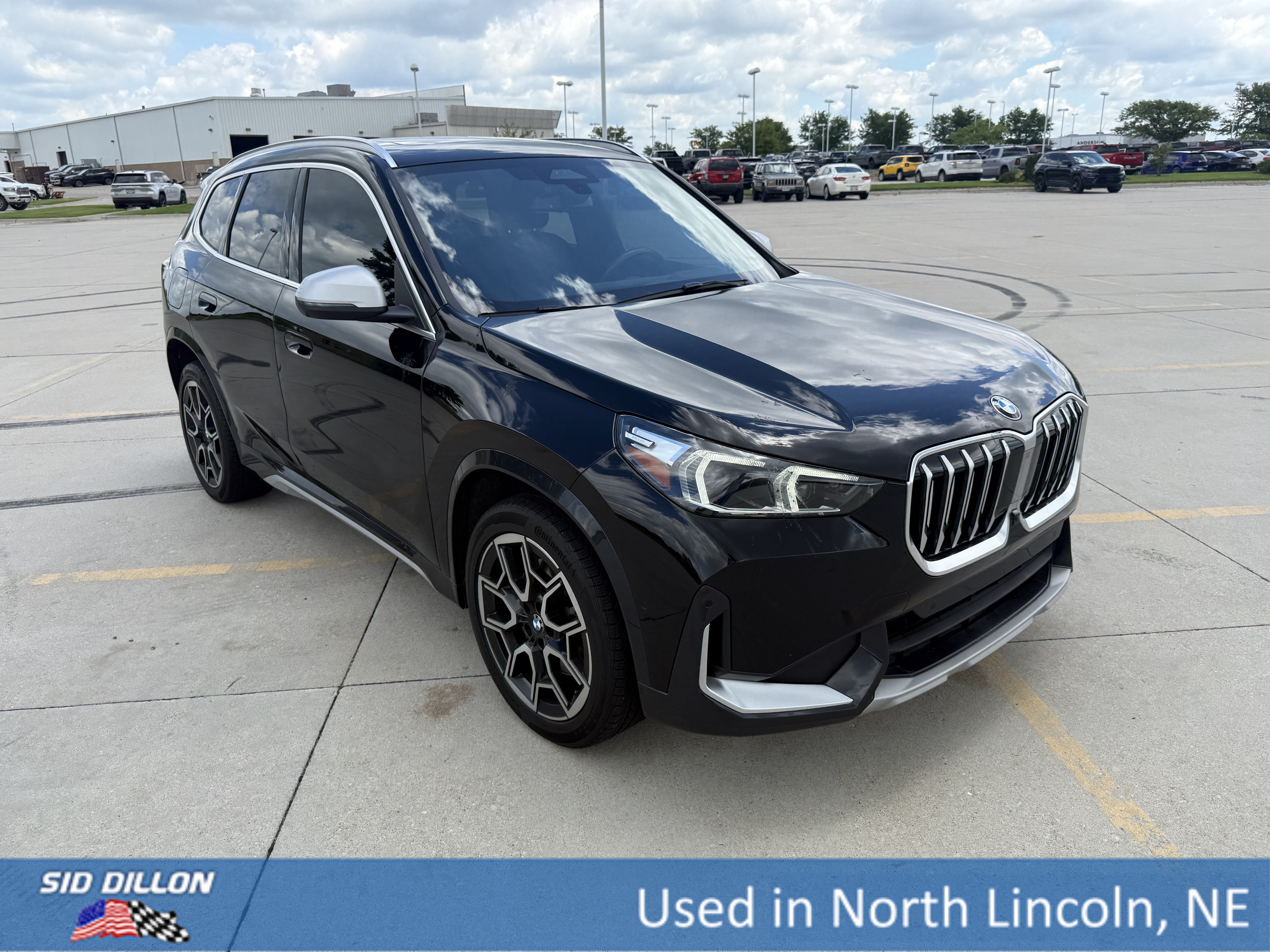 Used 2024 Jet Black BMW xDrive28i image 6