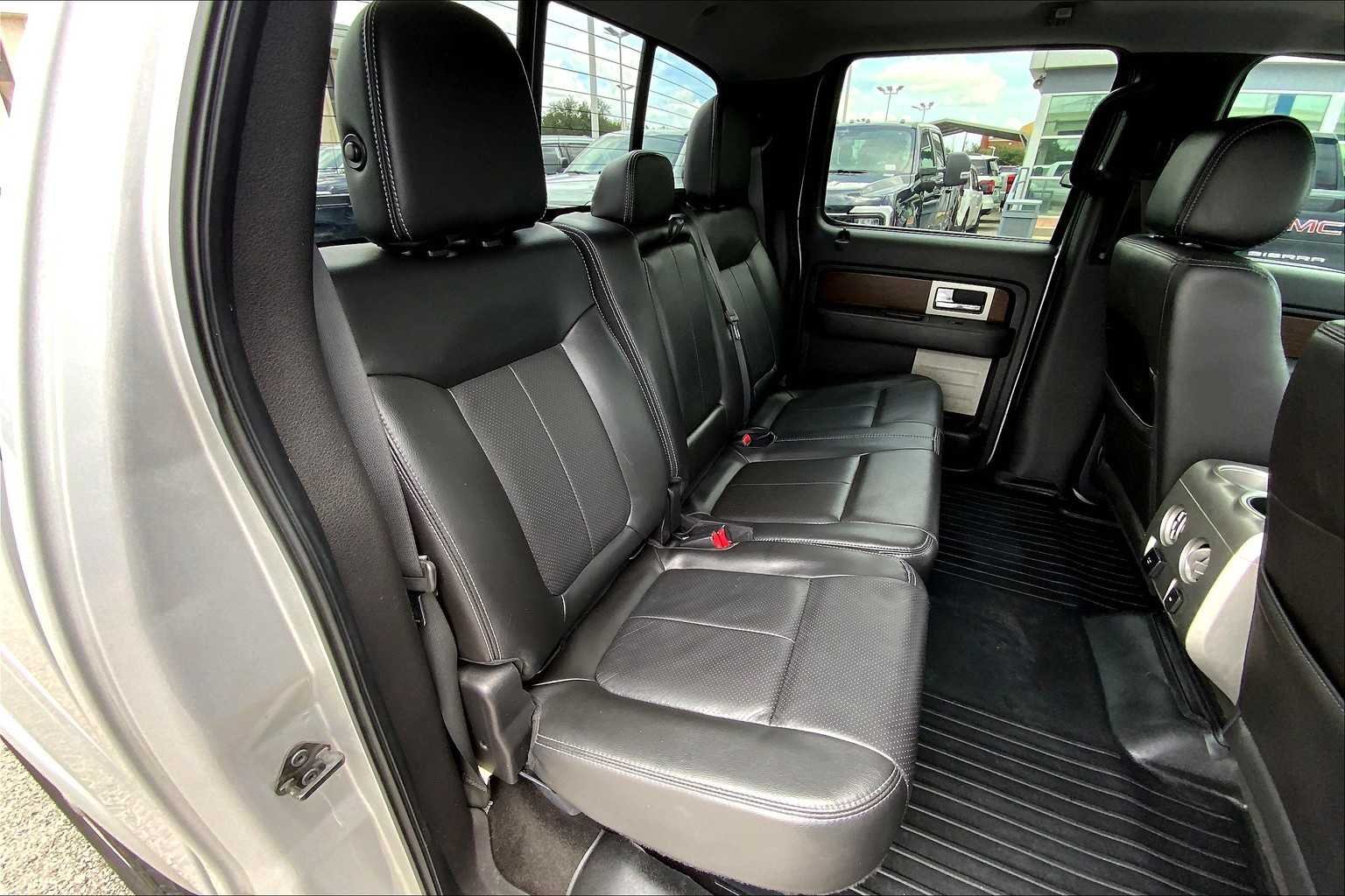 Used 2014 Ingot Silver Metallic Ford Lariat image 14
