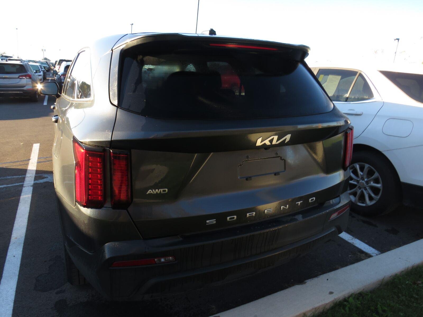 Used 2022 Gravity Gray Kia LX image 11