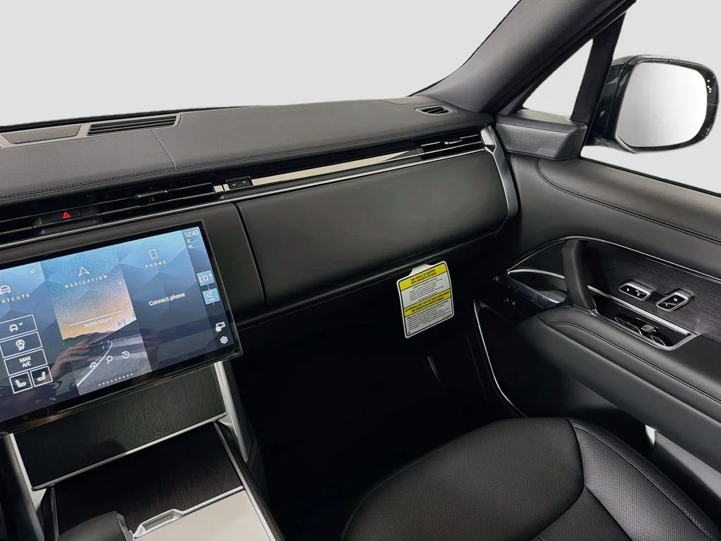 New 2026 Santorini Black Land Rover SE image 25