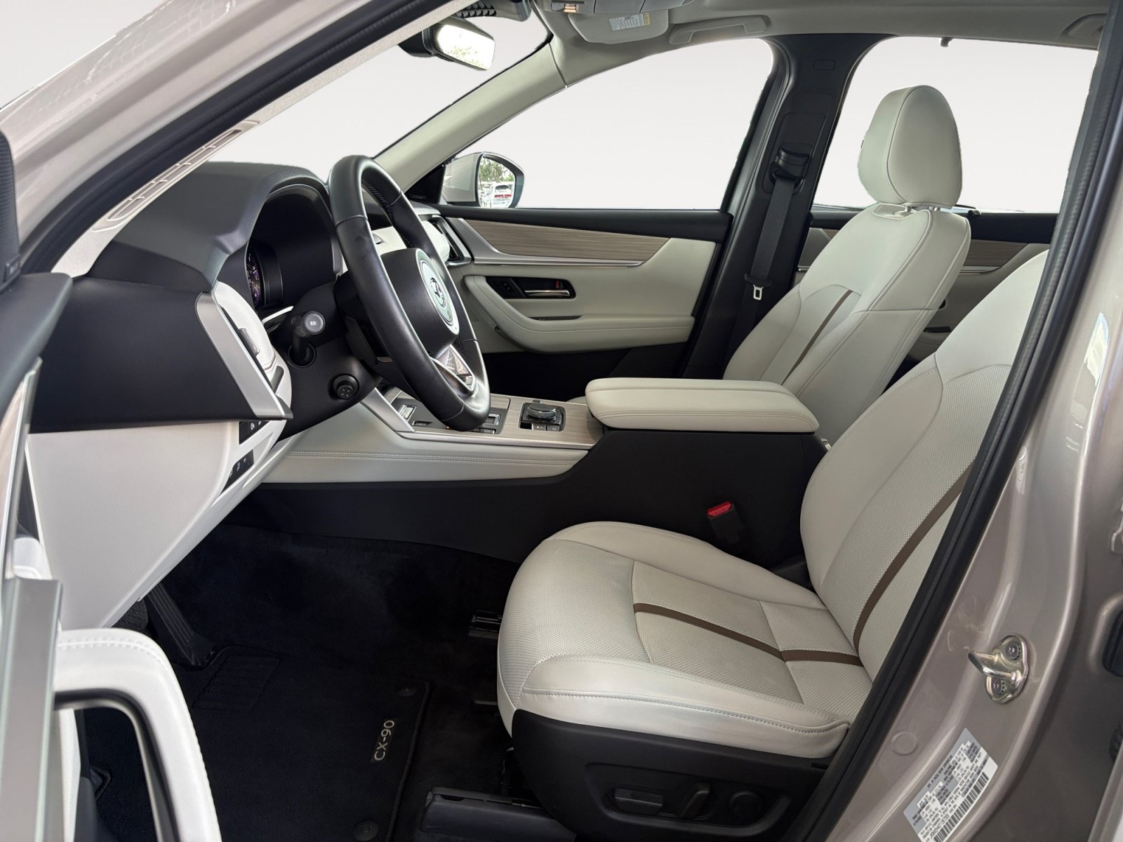 Used 2026 Platinum Quartz Mazda Premium Plus image 21