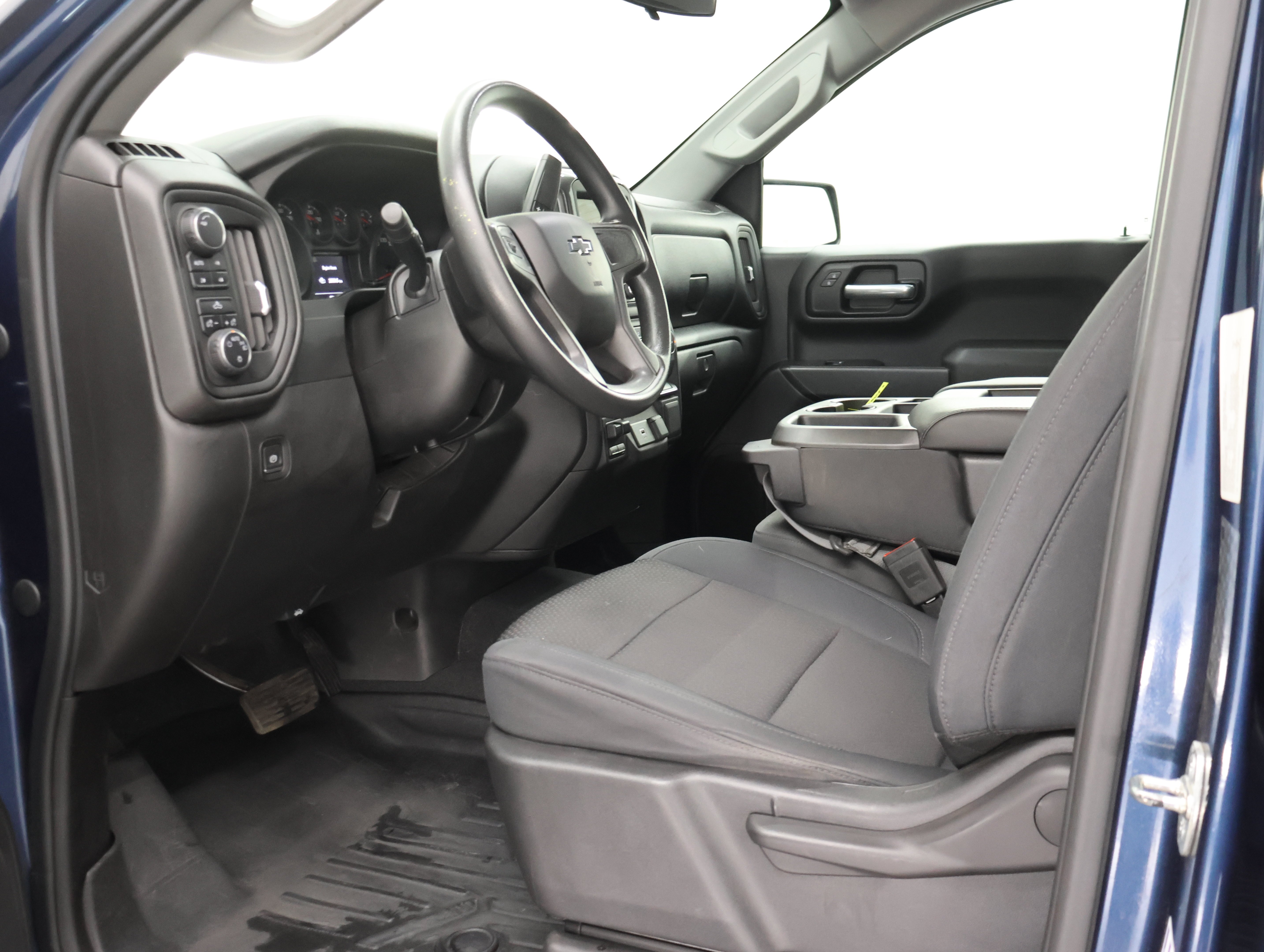 Used 2019 BLUE Chevrolet 4x4 Crew Cab Custom Trail Boss: CREW-LONG-CUSTOM-TRAIL BOSS-BACKUP CAM-Z71 image 7