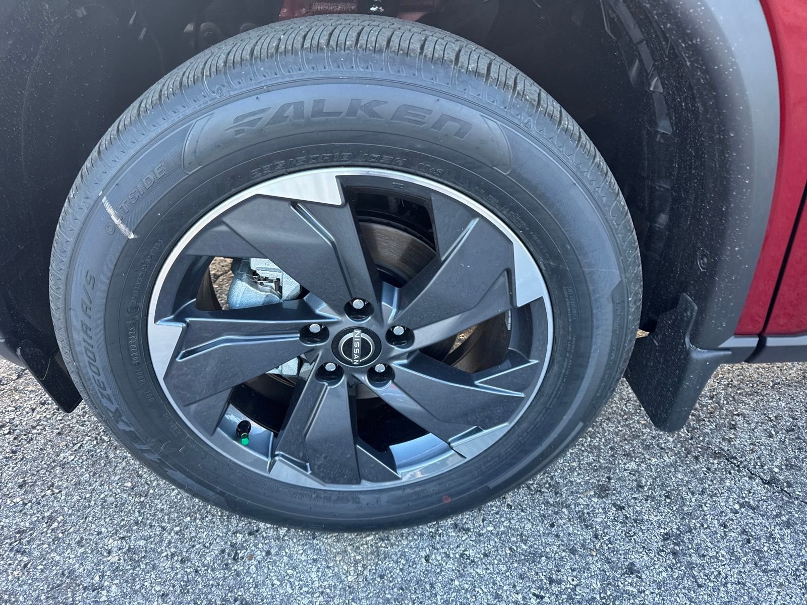 New 2026 Nissan Rogue SV 4D Sport Utility