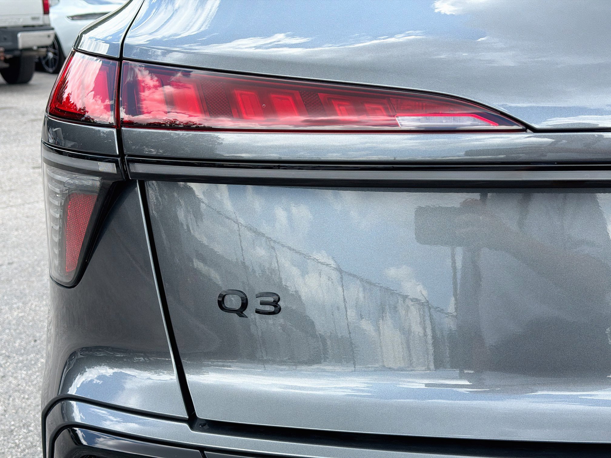 New 2026 Daytona Gray Pearl Effect Audi S line image 10