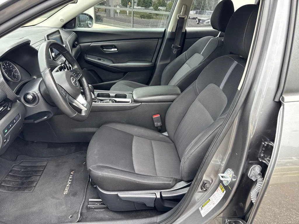 Used 2023 Gun Metallic Nissan SV CVT image 12