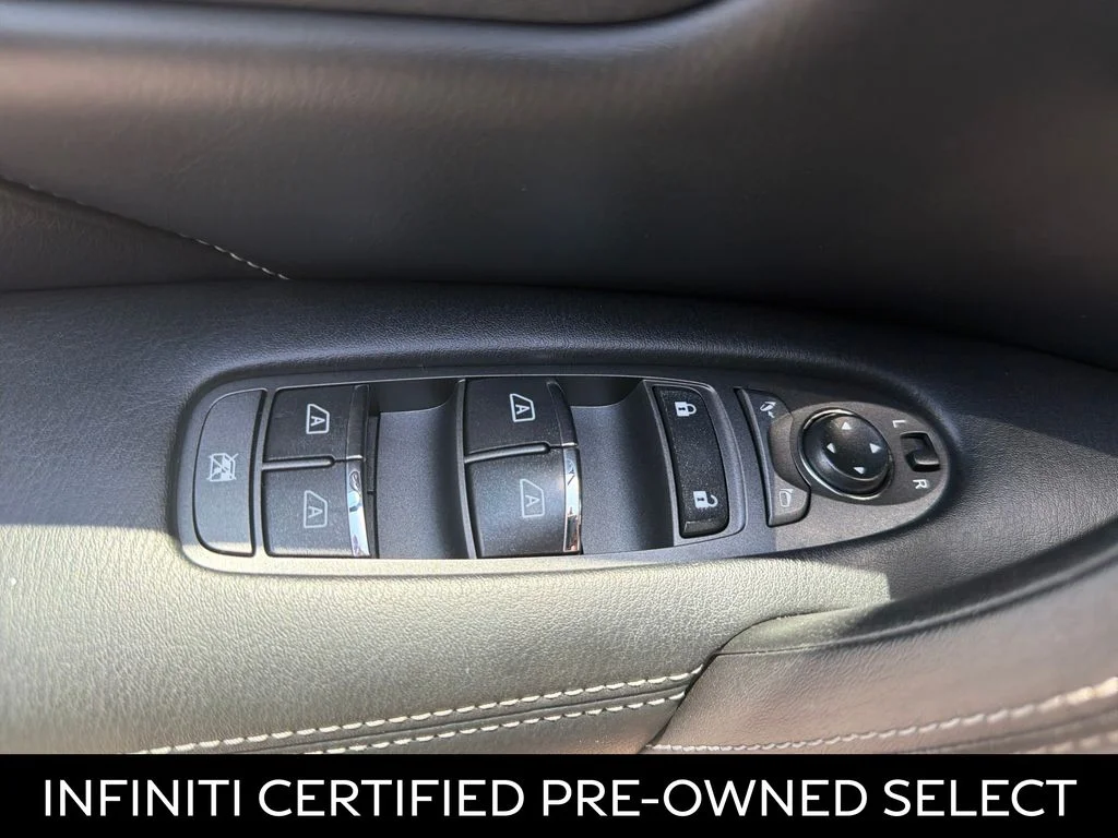 Certified Used 2019 Champagne Quartz INFINITI LUXE image 39