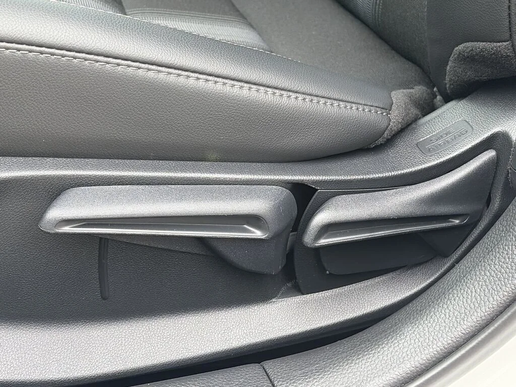 Used 2025 Platinum White Pearl Honda Sport CVT Hatchback Certified Pre-Owned   Clean Ti image 20