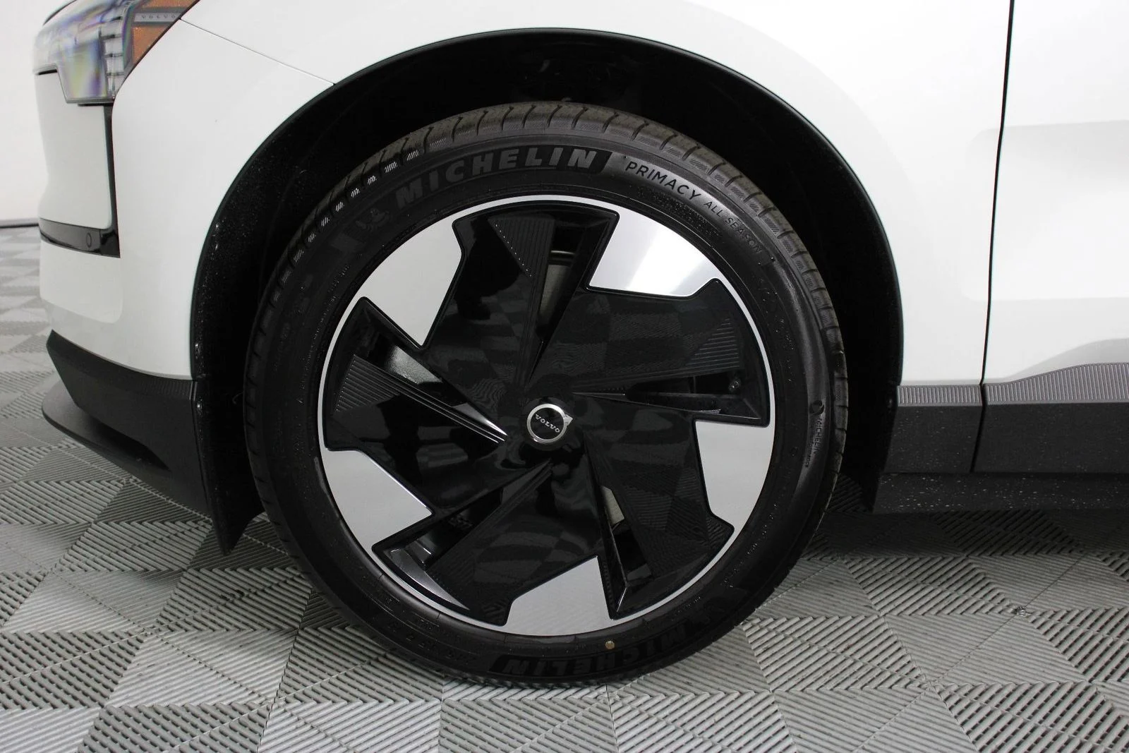 New 2026 White Volvo Twin Motor Performance Plus image 12