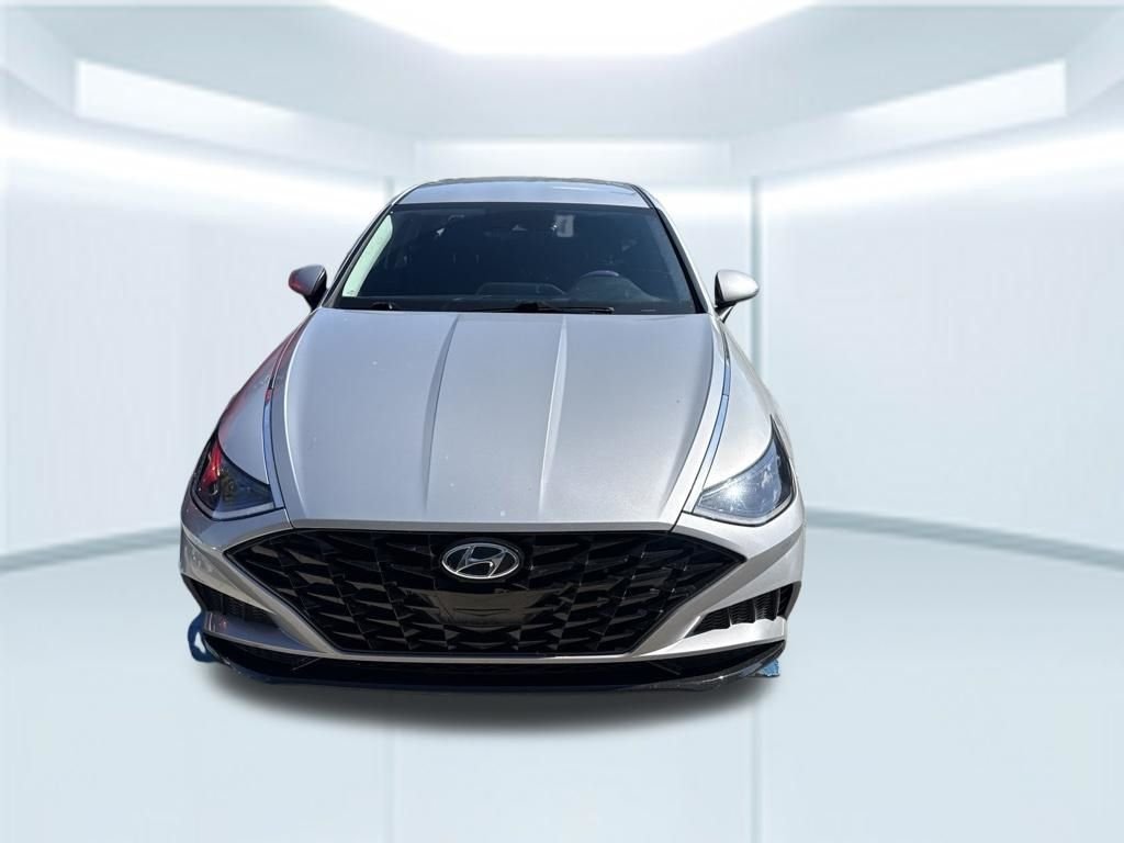 Used 2023 Silver Hyundai SEL image 14