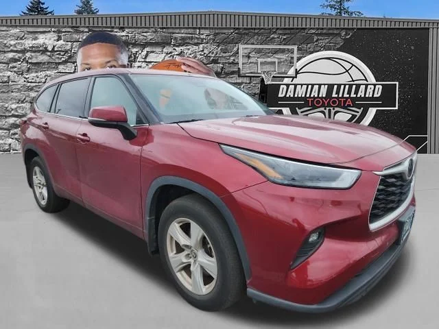 2022 Toyota Highlander LE 4x4 V6's photo