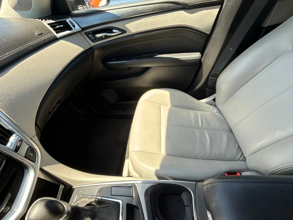 Used 2014 Silver Cadillac Base image 14