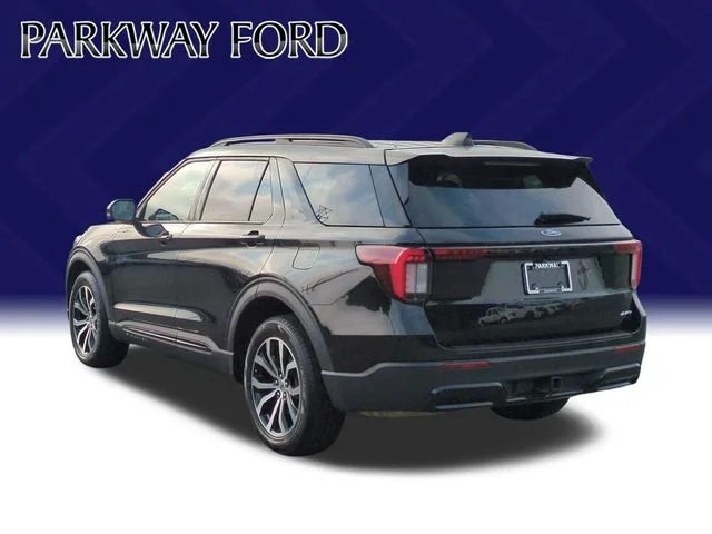 Used 2025 Black Ford ST-Line image 3